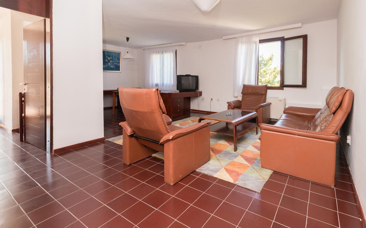 Hotel Zenit Neum Buitenkant foto